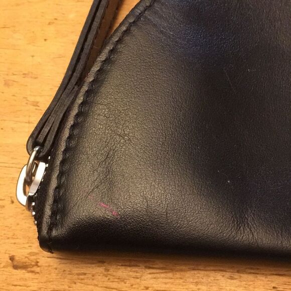 Eileen Fisher Black Leather Half Moon Pouch Cosmetics Case wristlet - Picture 4 of 16